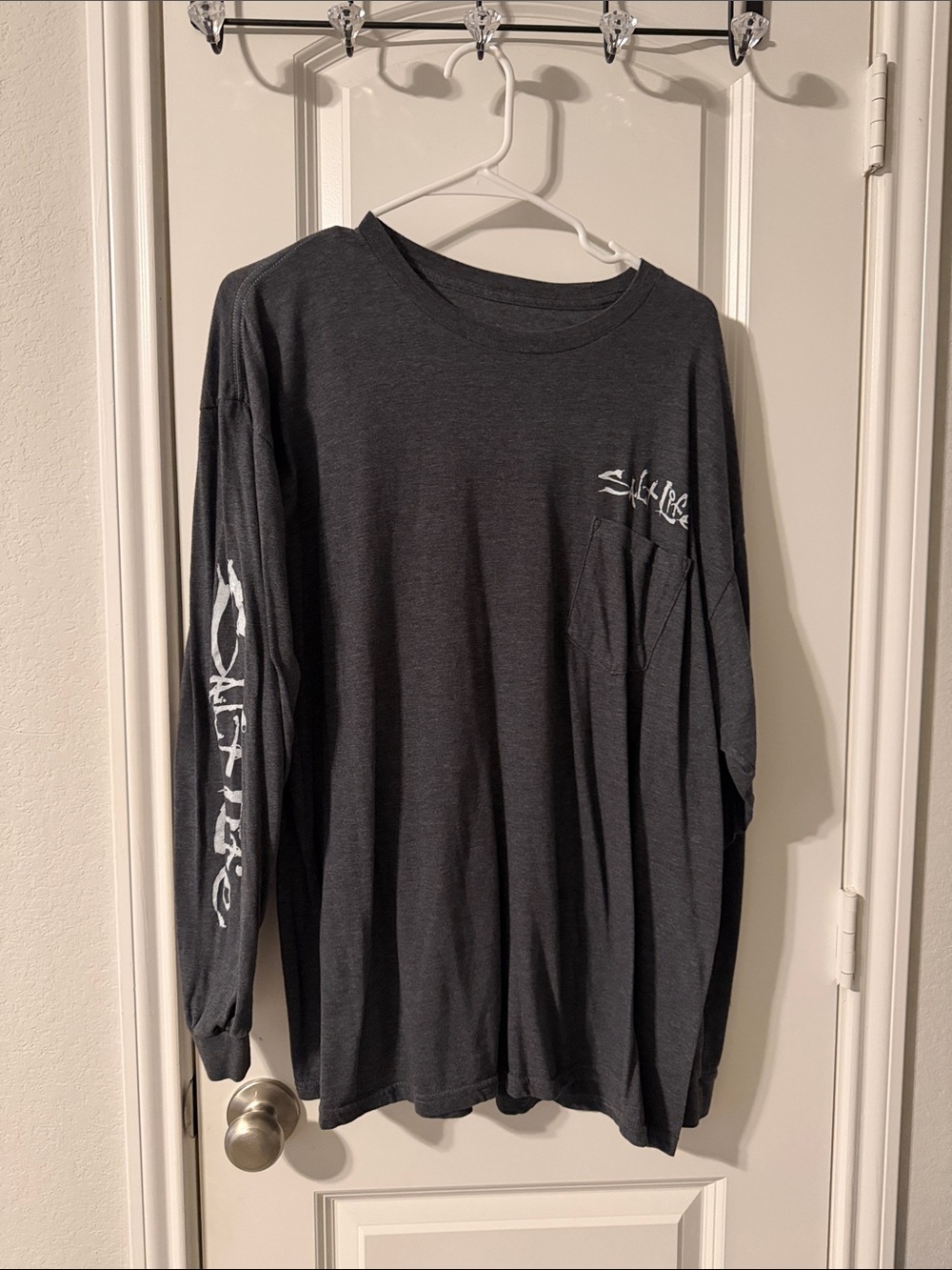 Salt Life Charcoal Gray Long-Sleeve Pocket Tee with White Script